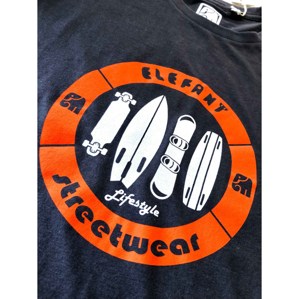 T-SHIRT LIFESTYLE